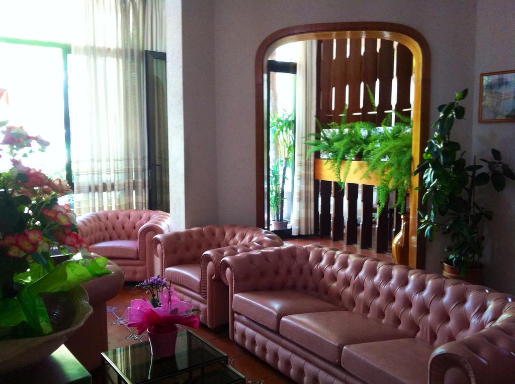 Hotel Meuble Lariana Bellaria-Igea Marina Exterior foto